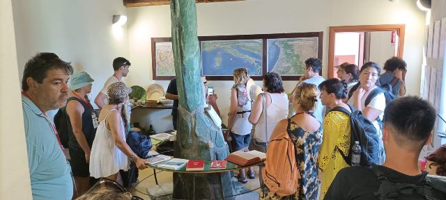 studenti nel museo valdese