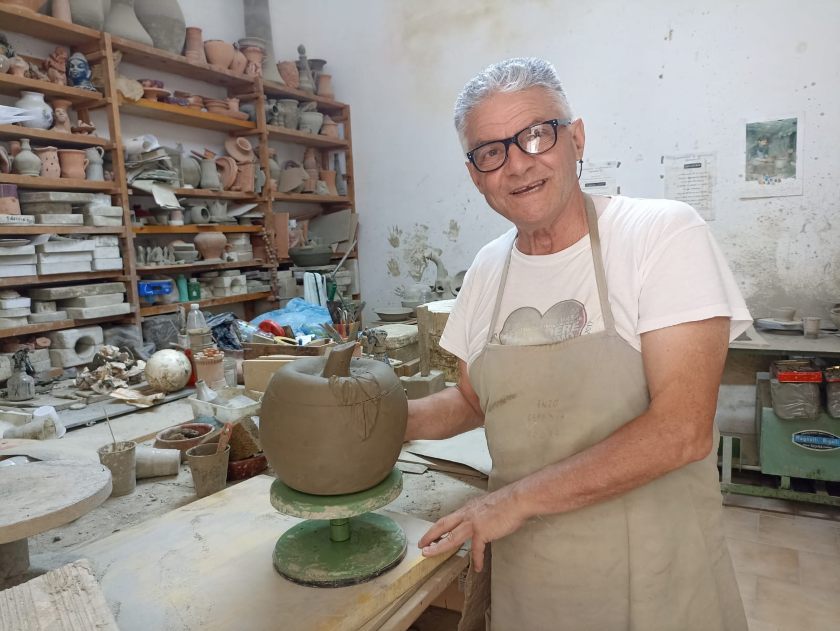 Enzo Molino maestro di ceramica